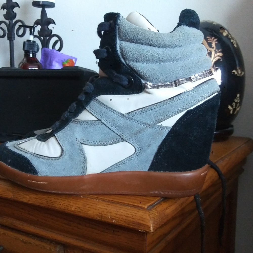 High heel sneakers